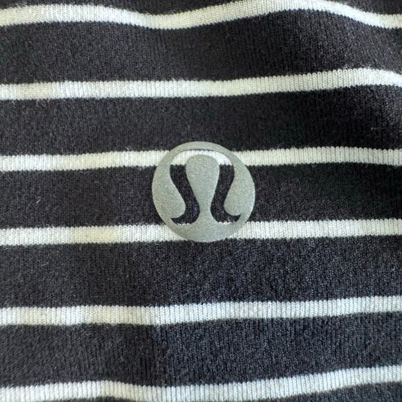 Lululemon | Think Fast Racerback | Black & White Parallel Strip | Women’s XXXS - Picture 8 of 10